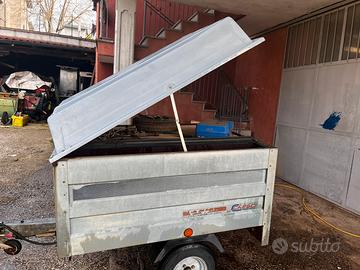 Rimorchio per trasporto cani