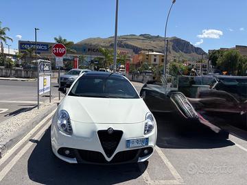 Giulietta 2.0 140 CV Exclusive Tetto pamoramico