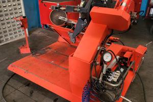 smonta gomme trattore e camion