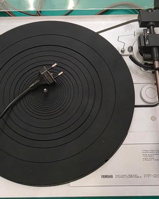 Giradischi Yamaha PF 20 