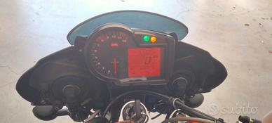 moto Aprilia Tuono 