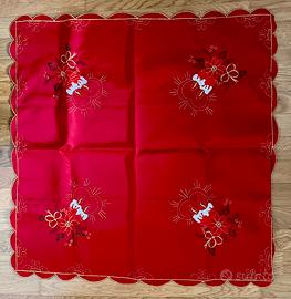 Centrotavola Natalizio ricamato