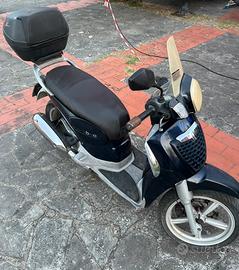 Scarabeo 125 anno 2009 tel 3387234047