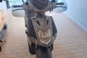scooter Kymco Agility 125