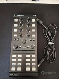 Traktor x1 mk2 + stand