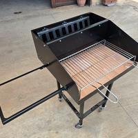 Barbecue rettangolare in ferro