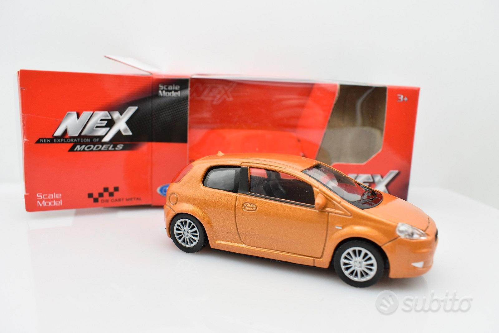 Modellino auto fiat grande punto scala 1:43 nuovo - Collezionismo In  vendita a Ancona