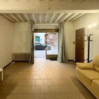 UFFICIO A CASALBUTTANO ED UNITI