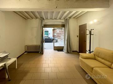 UFFICIO A CASALBUTTANO ED UNITI