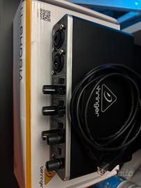 Scheda audio Behringer u-phoria umc204hd
