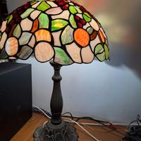 Lampada stile Tiffany in vetro colorato vintage