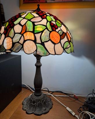 Lampada stile Tiffany in vetro colorato vintage