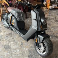 Scooter marca smarda elettrico