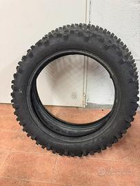 Coppia gomme enduro metzeler capra