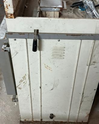 Forno per porcellane e ceramica