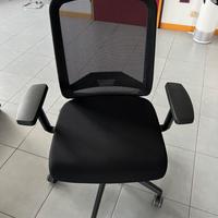 Sedia da ufficio ergonomica con schienale in rete