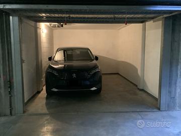 Box 20 mq Milano zona Precotto