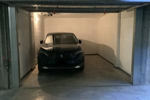 Box 20 mq Milano zona Precotto