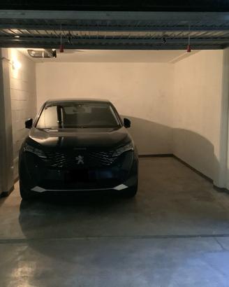 Box 20 mq Milano zona Precotto