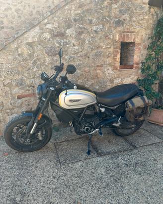DUCATI SCRAMBLER 1100 PRO - 2020 - 8700 km,