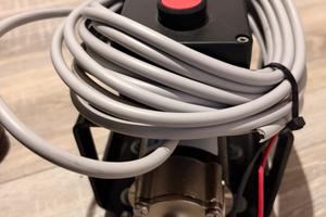 Pompa aspira liquidi