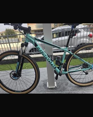 Bicicletta bianchi pari al nuovo