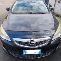 Opel Astra J Sportstourer 1.7 Cosmo 110 c v