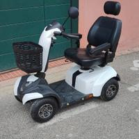 Scooter per anziani/disabili