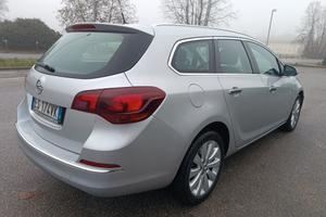 Opel Astra 1.4 GPL garanzia