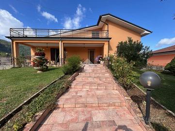 VILLA SINGOLA A VILLA LATINA