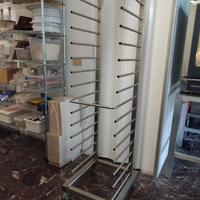 Carrello per teglie