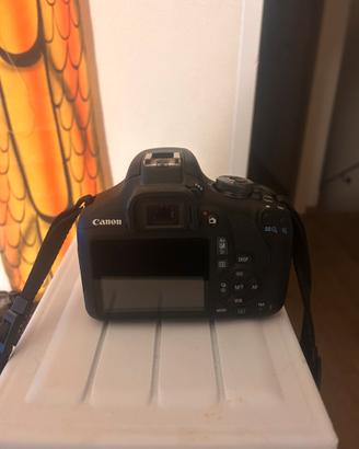 Canon eos 2000d