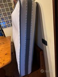 Materasso +2 cuscini