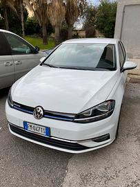 VOLKSWAGEN Golf 7ª serie - 2017