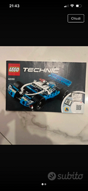 LEGO Technic Inseguimento della Polizia