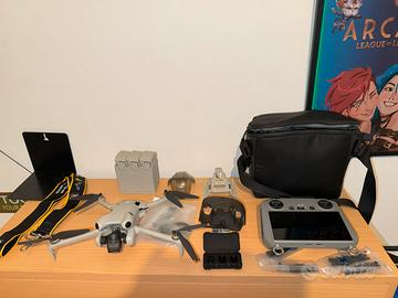 Dji mini 4 pro + accessori e altro!