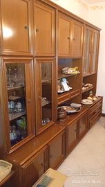 Mobile legno vetrina