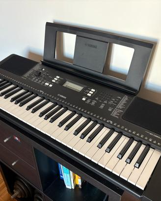 Yamaha PSR-E363