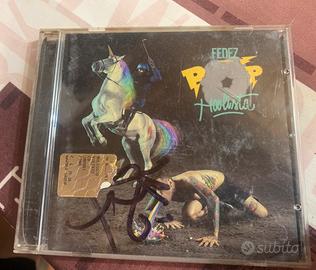 CD Fedez pop-hoolista autografato