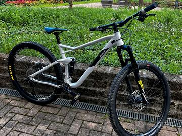 Cube Stereo 120 2020