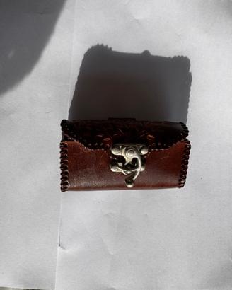 accessorio da cintura in cuoio