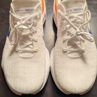 Nike ZoomX Invincibile RN 3 
