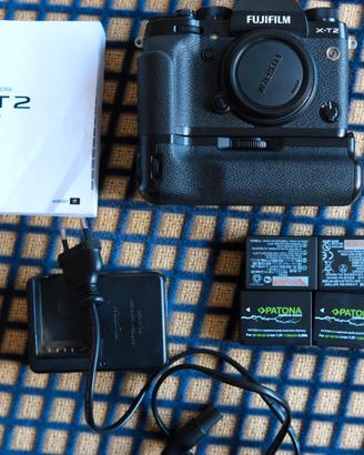 Fujifilm X-T2 kit completo come nuovo, 2000 scatti
