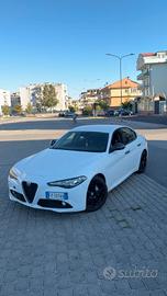Alfa Romeo Giulia 2.2 Turbodiesel 150 CV
