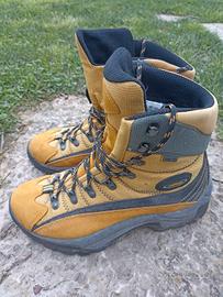 scarponi da montagna uomo/donna tg. 42