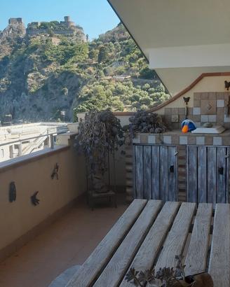Appartamento mansardato - vista mare Sant'Alessio