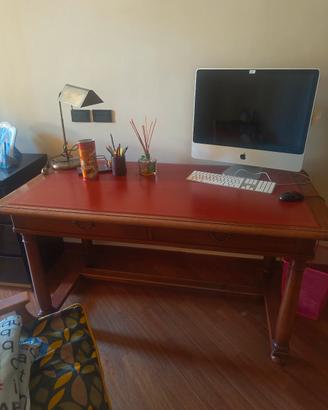 scrittoio e poltrona 