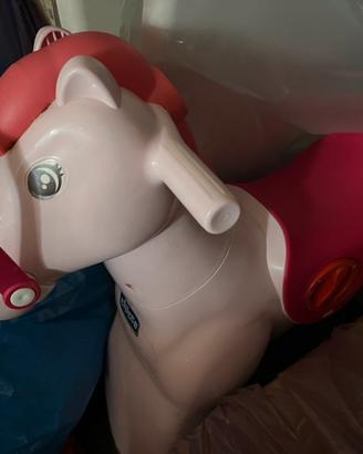 Cavallo a dondolo Chicco