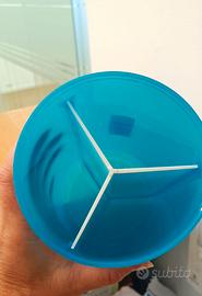 Tupperware Contenitore 3 scomparti blu. Nuovo