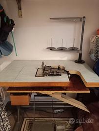 Macchina taglia cuci Singer